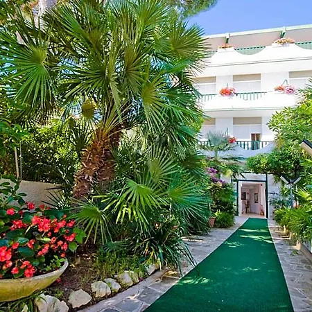 Hotel K2