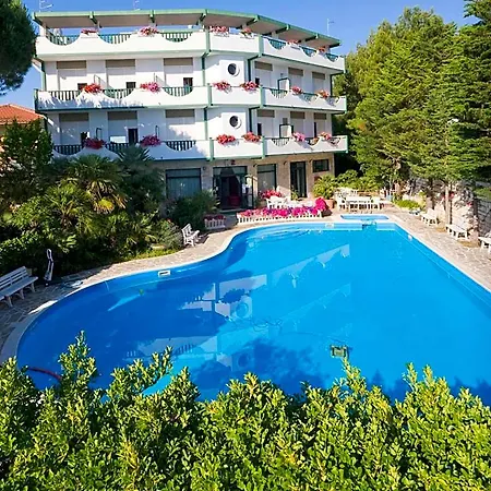 K2 Hotel